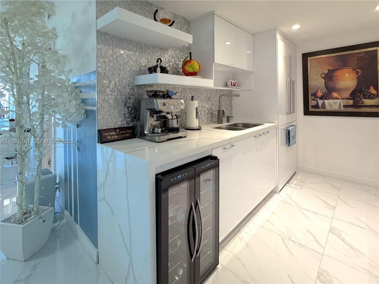 20379 W Country Club Dr, Unit 2334, Aventura, FL 33180 Photo