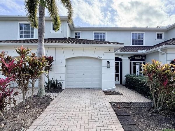 8527 Athena CT, LEHIGH ACRES, FL 33971