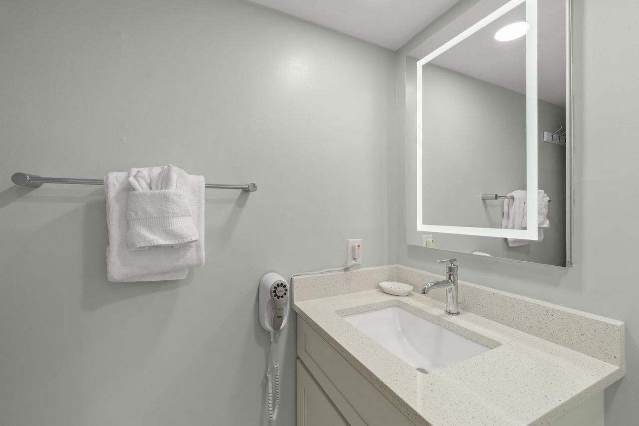 845 E Gulf Dr, Unit 1422, Sanibel, FL 33957 Photo