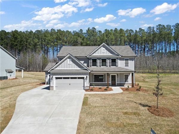 196 Weslyn Drive, Social Circle, GA 30025