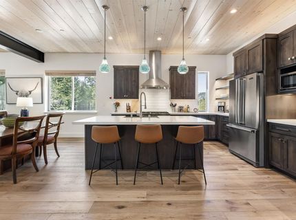 11643 Mcclintock Loop, Truckee, CA 96161 Photo
