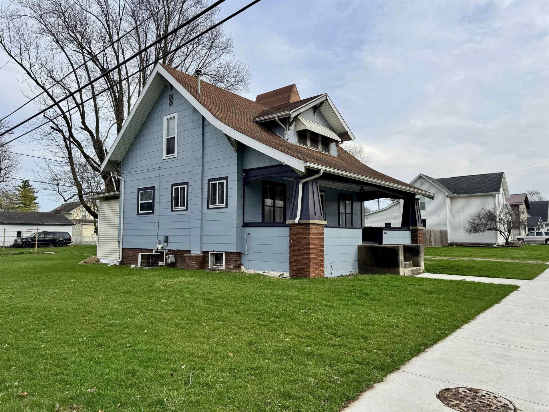 321 N Broadway Street, Butler, IN 46721 Main Photo