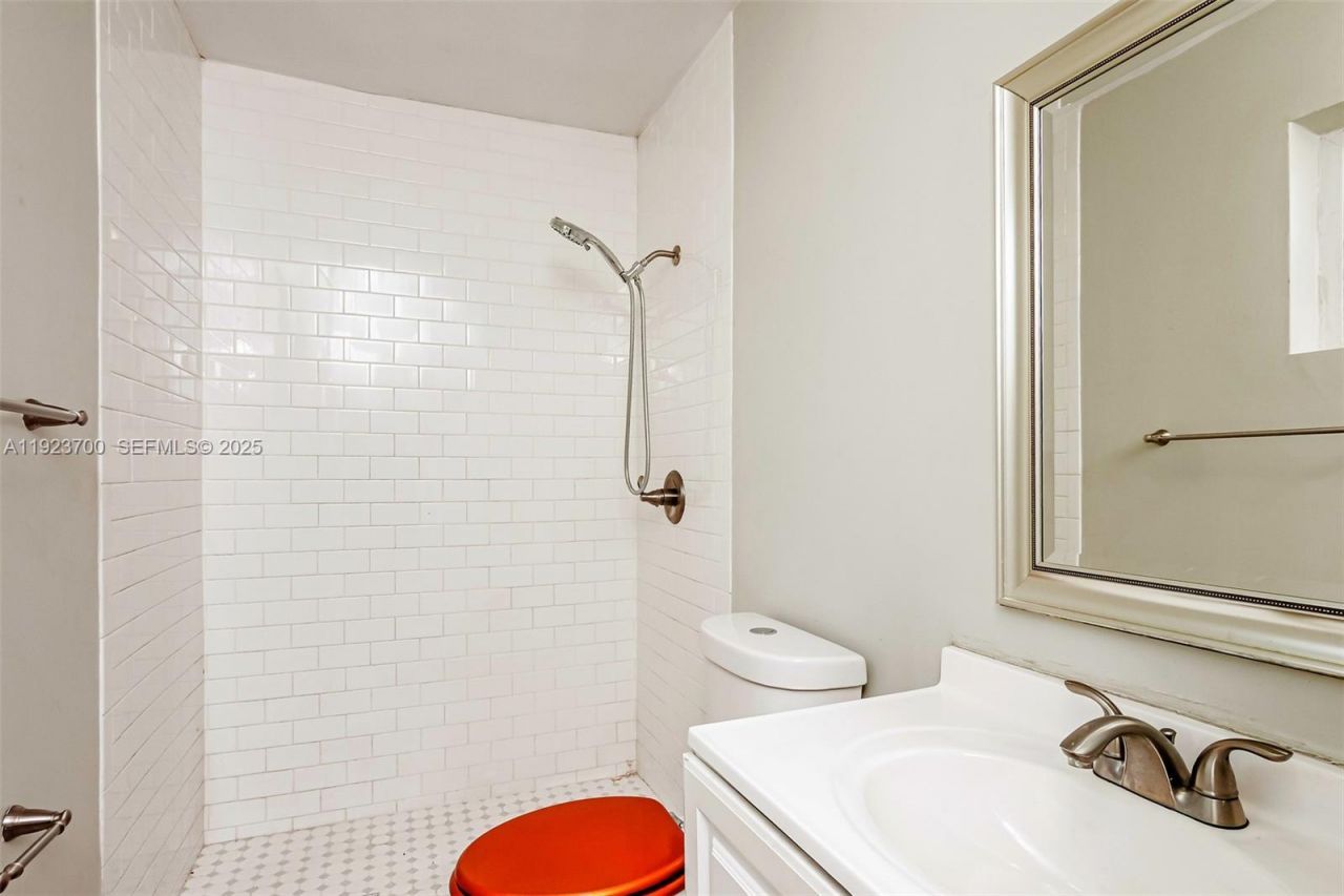 5900 NW 15th St, Sunrise, FL 33313 Photo