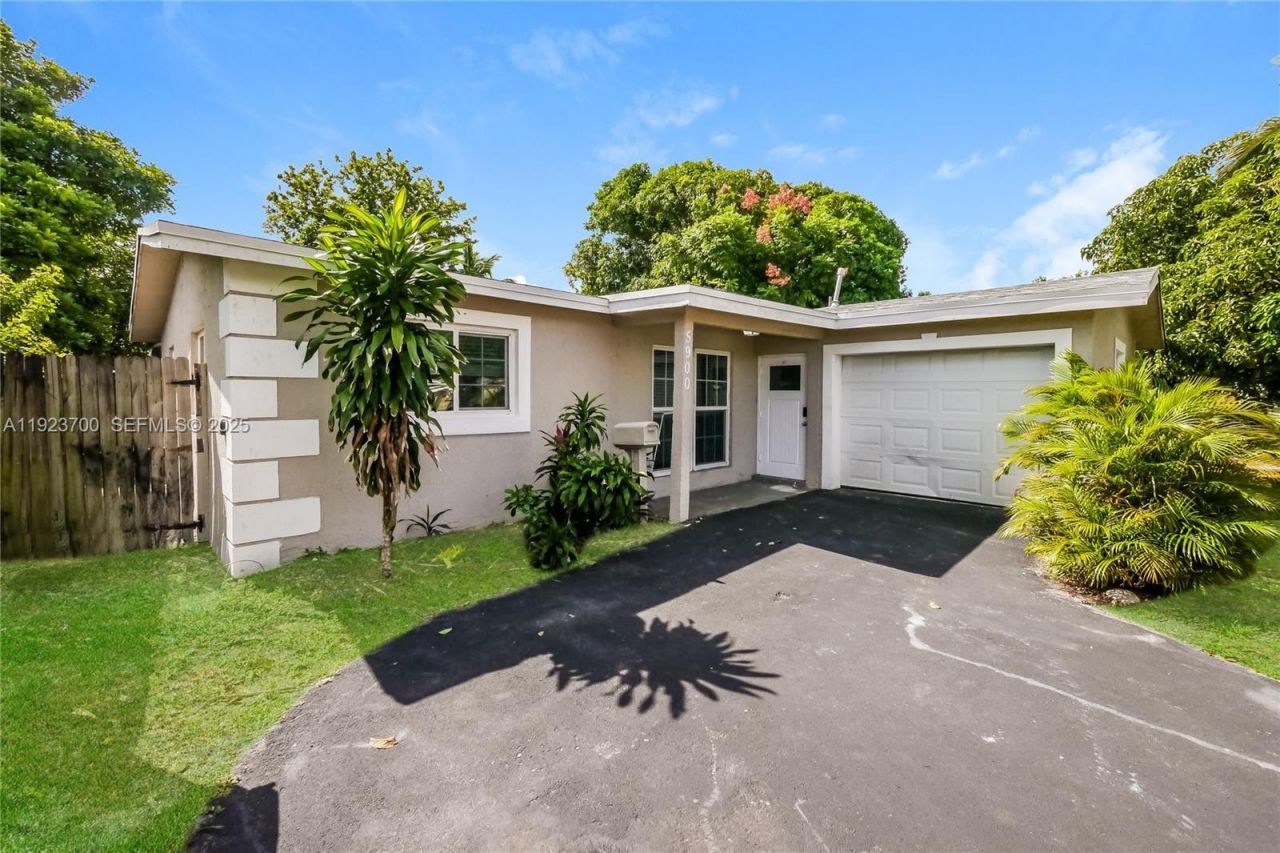 5900 NW 15th St, Sunrise, FL 33313 Photo