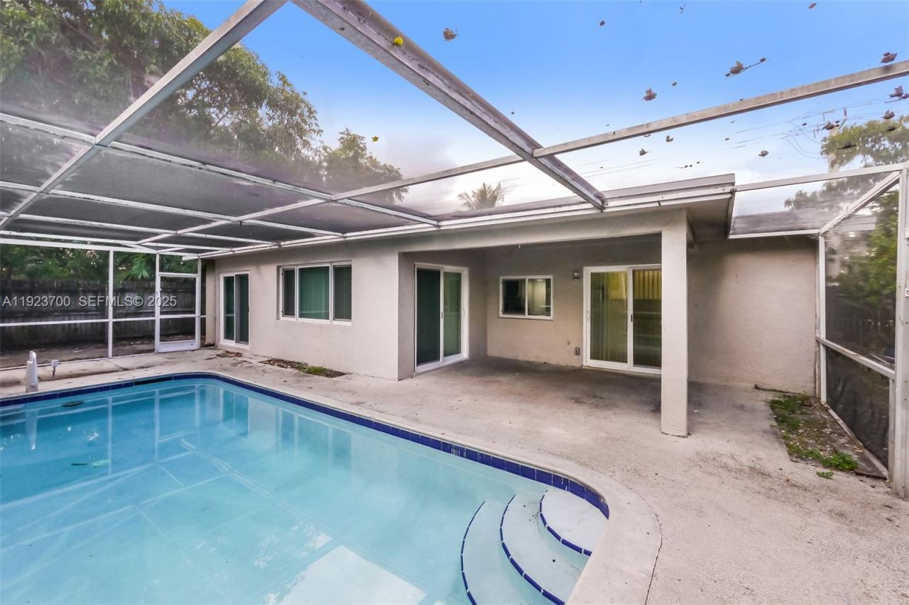 5900 NW 15th St, Sunrise, FL 33313 Photo