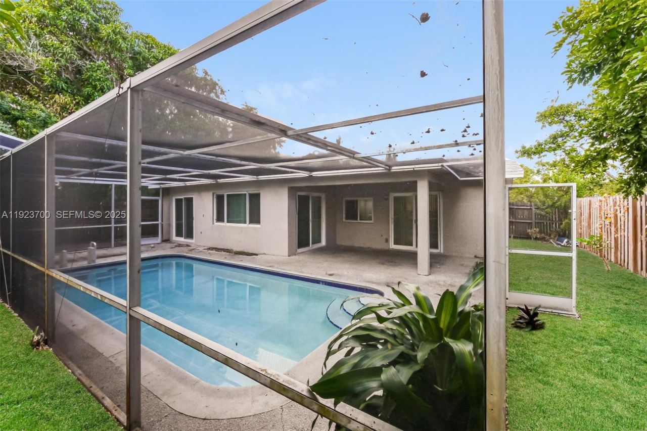 5900 NW 15th St, Sunrise, FL 33313 Photo