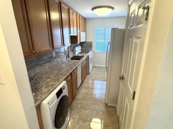 1805 C WILLIAM, Unit 211, FREDERICKSBURG, VA 22401