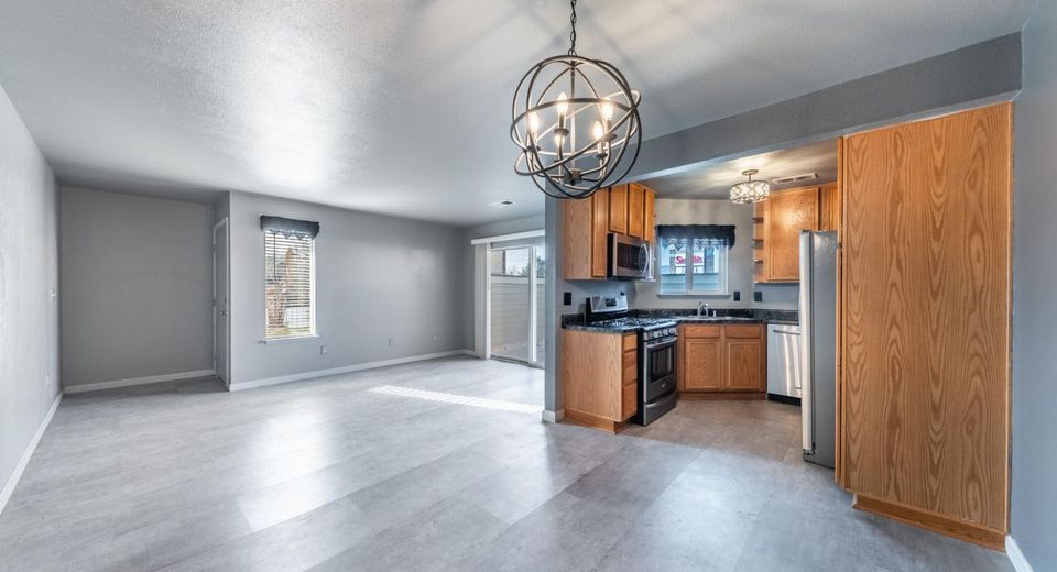 2679 Sycamore Glen Drive, Unit APT 4, Sparks, NV 89434 Photo