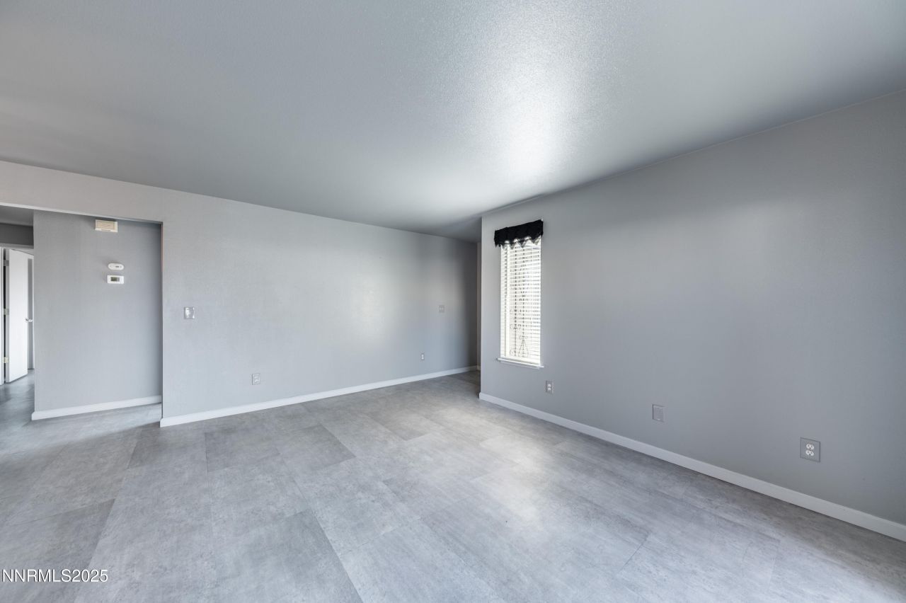 2679 Sycamore Glen Drive, Unit APT 4, Sparks, NV 89434 Photo