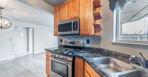2679 Sycamore Glen Drive, Unit APT 4, Sparks, NV 89434 Photo