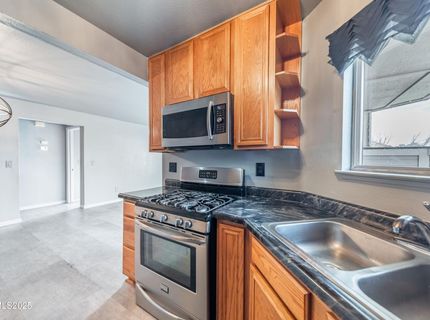 2679 Sycamore Glen Drive, Unit APT 4, Sparks, NV 89434 Photo