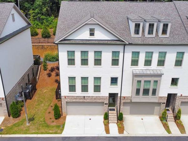 413 Bishop Lane, Woodstock, GA 30188