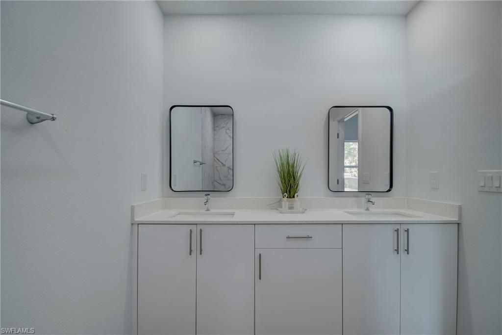 164 Thornton Ave S, Lehigh Acres, FL 33974 Photo