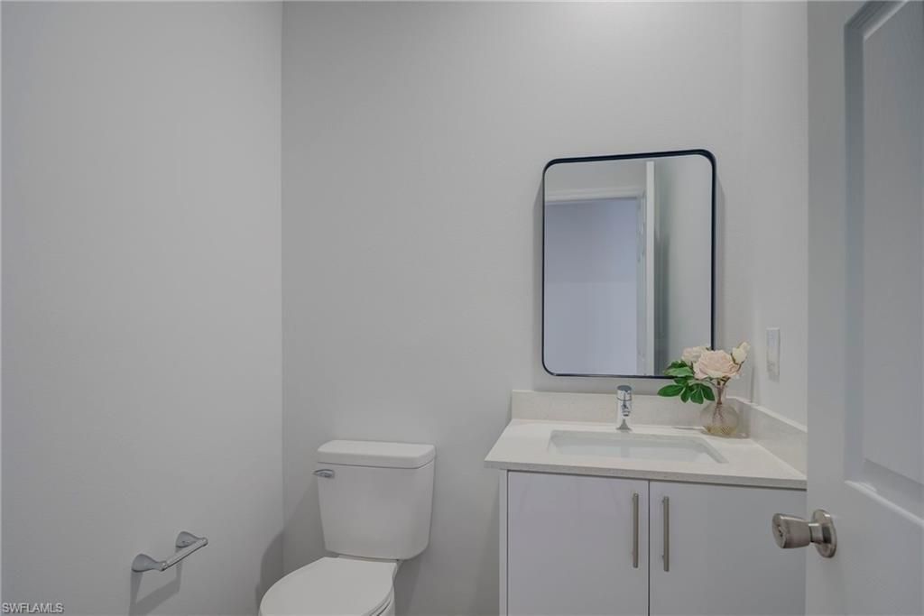 164 Thornton Ave S, Lehigh Acres, FL 33974 Photo