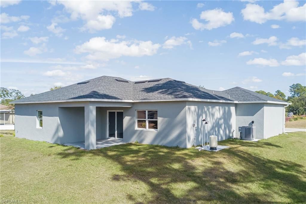 164 Thornton Ave S, Lehigh Acres, FL 33974 Photo