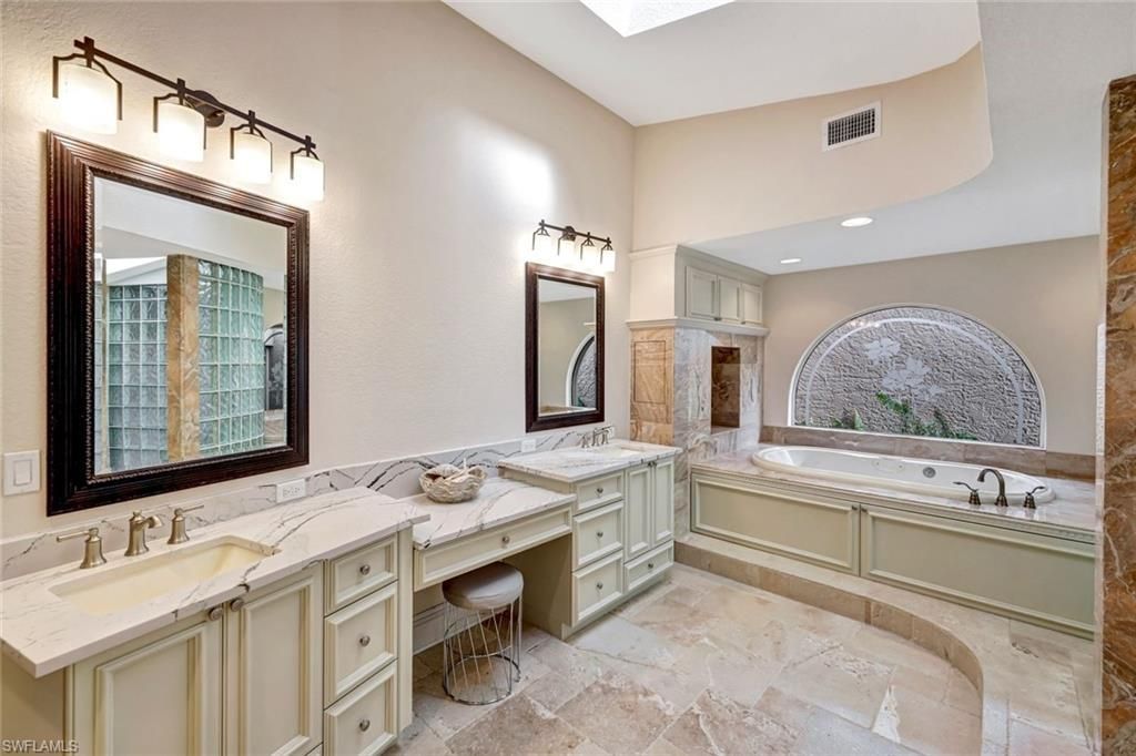 16937 Timberlakes Dr, Fort Myers, FL 33908 Photo