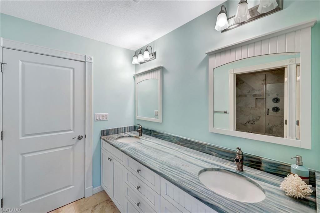 16937 Timberlakes Dr, Fort Myers, FL 33908 Photo