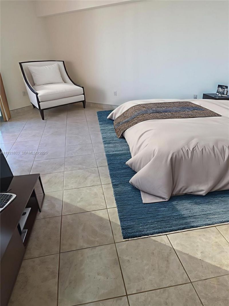 3370 Hidden Bay Dr, Unit 1914, Aventura, FL 33180 Photo