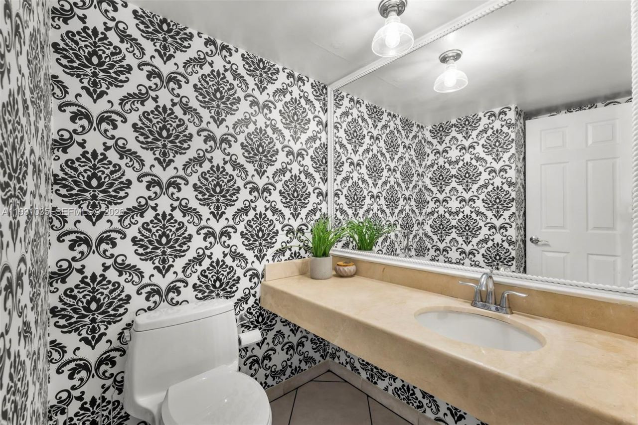 6770 Indian Creek Dr, Unit 7B, Miami Beach, FL 33141 Photo