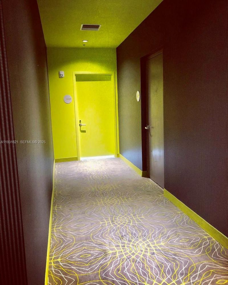 501 NE 31st St, Unit PH4405, Miami, FL 33137 Photo