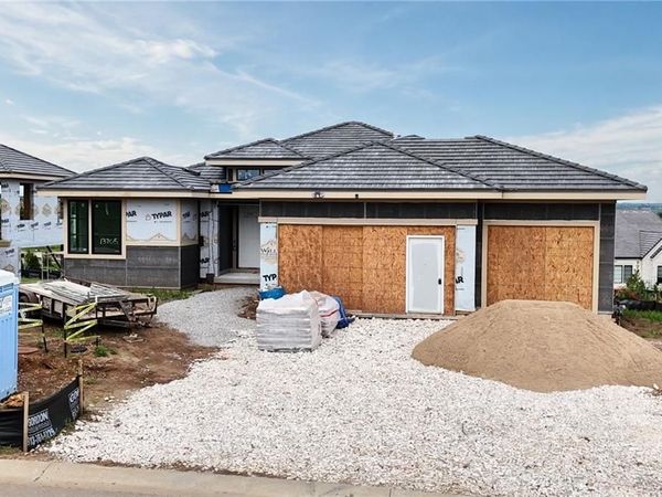 13705 W Guilford Road, Leawood, KS 66224