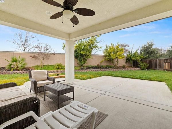 917 Talaria Ct, Oakley, CA 94561