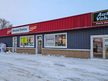 657 West Main St, Perham, MN 56573