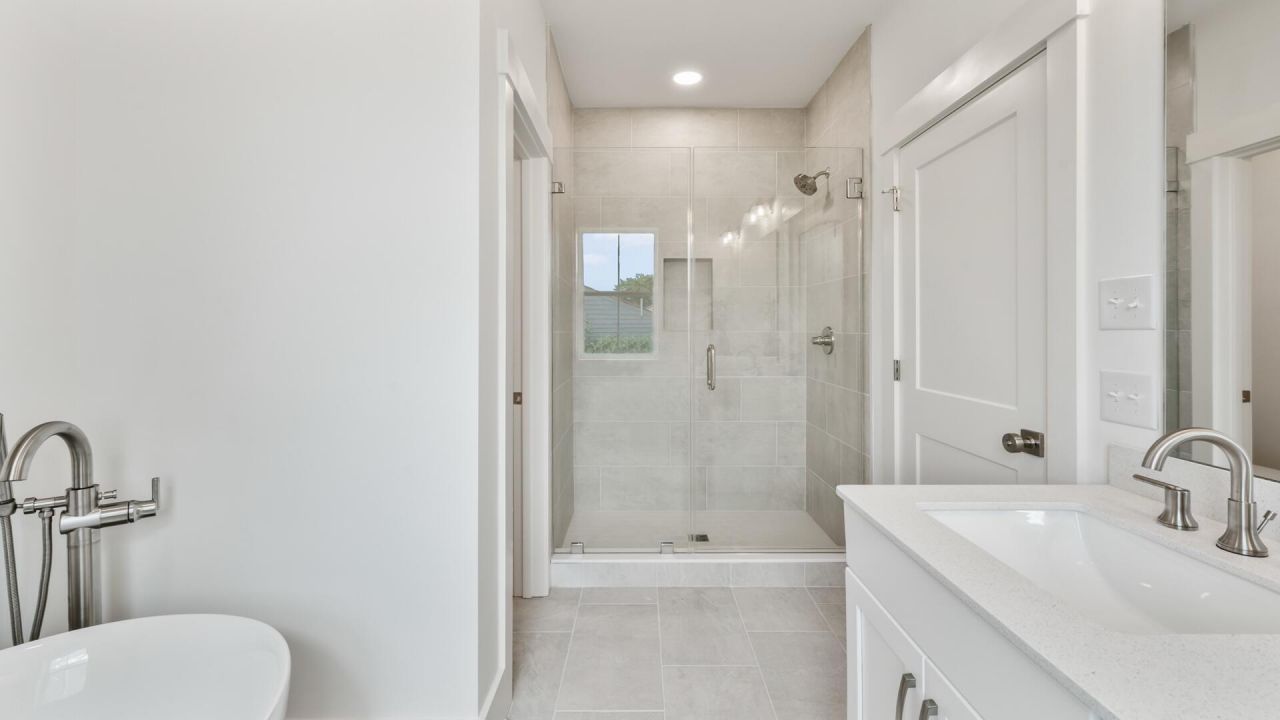 22 Nats Court Photo 15