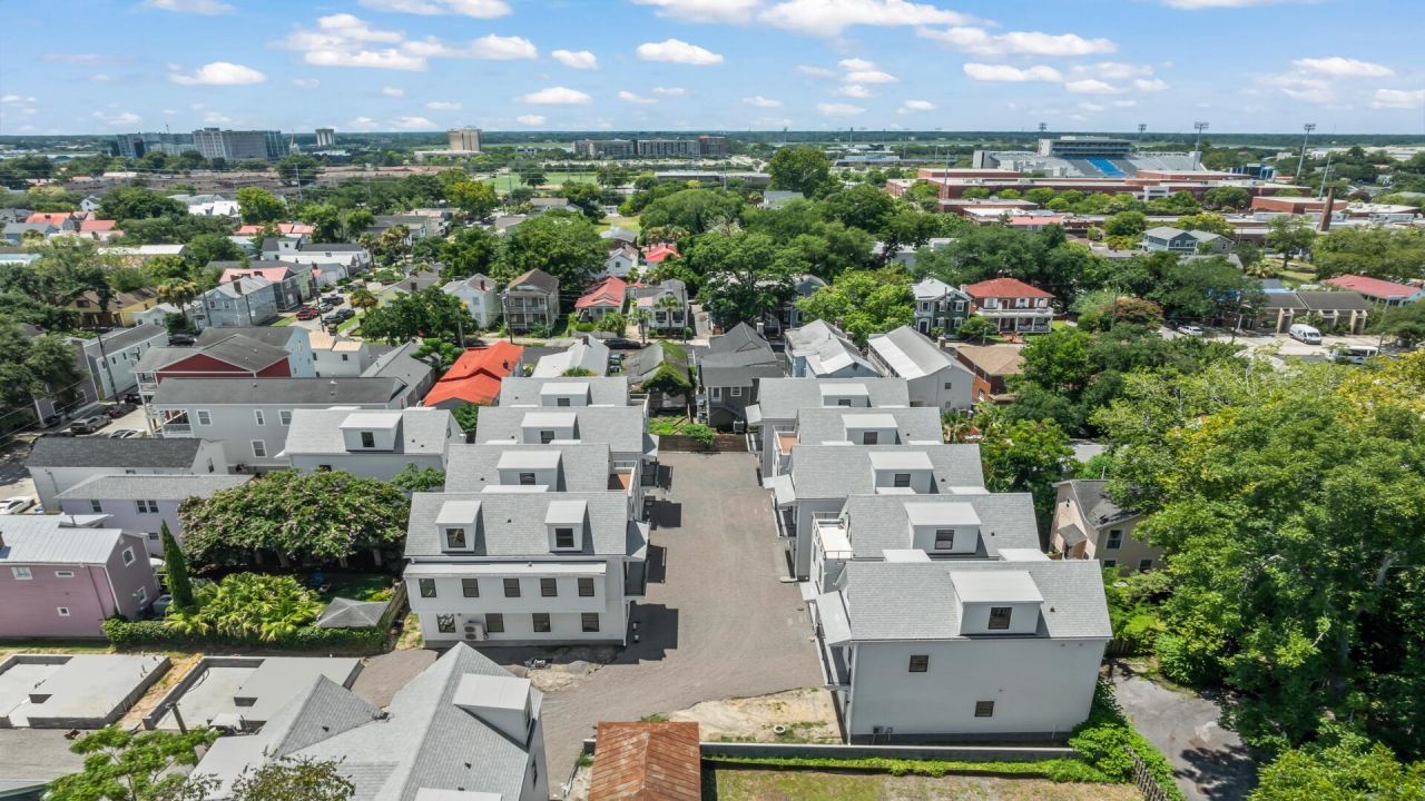 22 Nats Court Photo 23