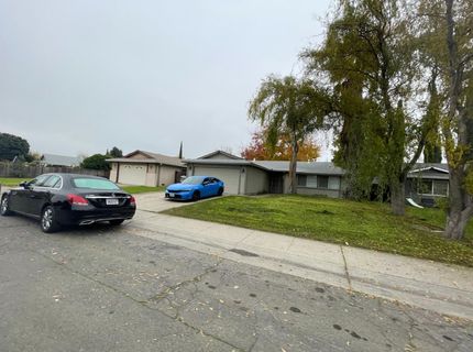 7820 Charmette Way, Sacramento, CA 95823 Photo
