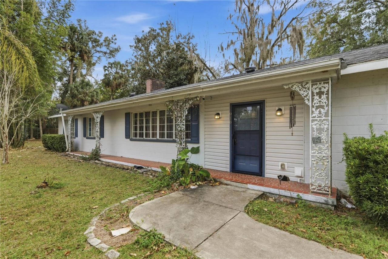 916 NE 28th Avenue, Ocala, FL 34470 Main Photo