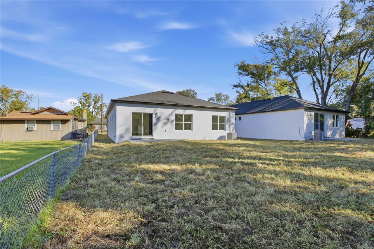 2006 S Maple Avenue, Sanford, FL 32771 Photo