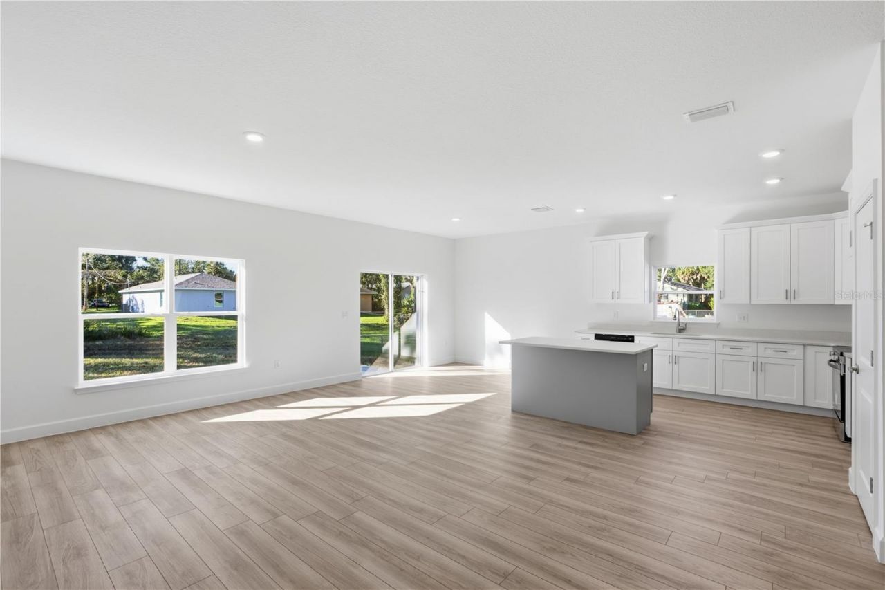 2006 S Maple Avenue, Sanford, FL 32771 Photo