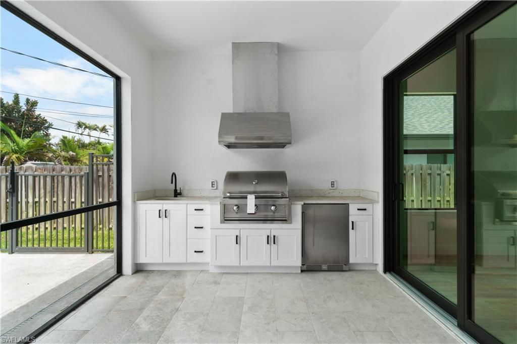 833/837 91st Ave N, Naples, FL 34108 Photo