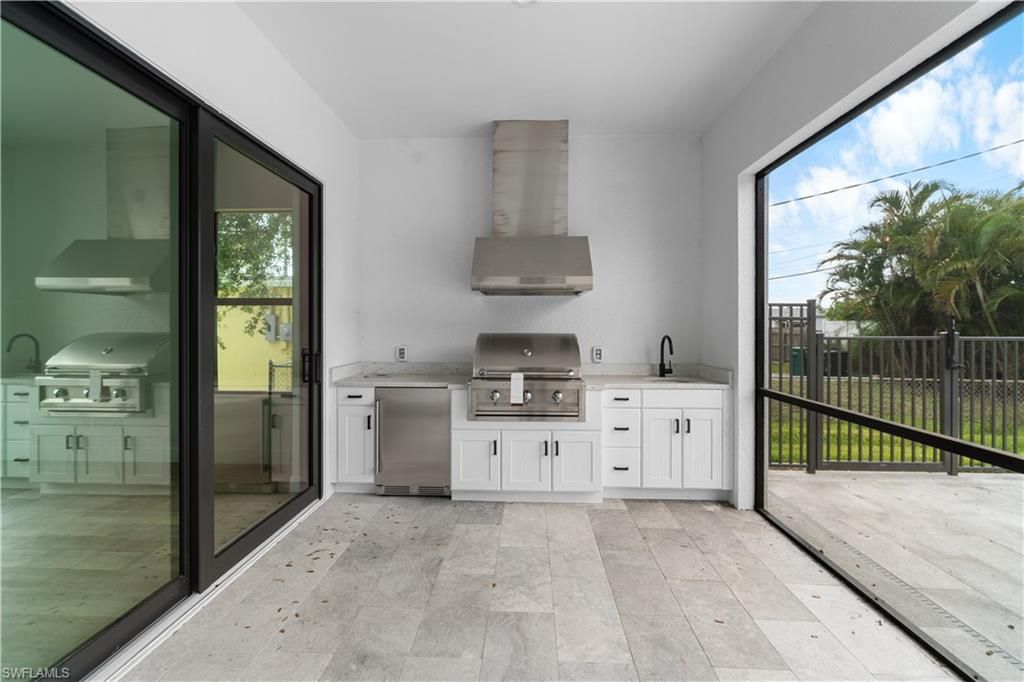 833/837 91st Ave N, Naples, FL 34108 Photo