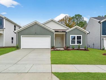 413 Hallingsfield Way, Zebulon, NC 27597