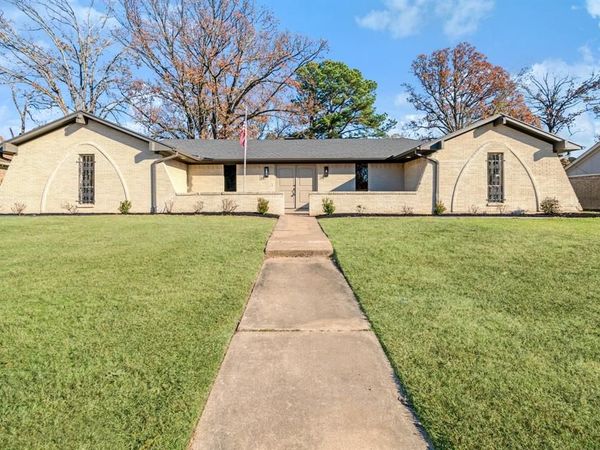 615 38th Street SE, Paris, TX 75462