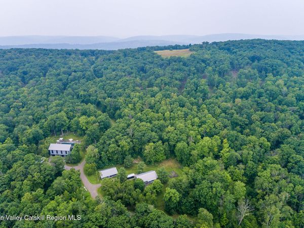 890 Bald Mountain Road, Austerlitz, NY 12017
