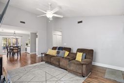 116 Orchard Court photo 4