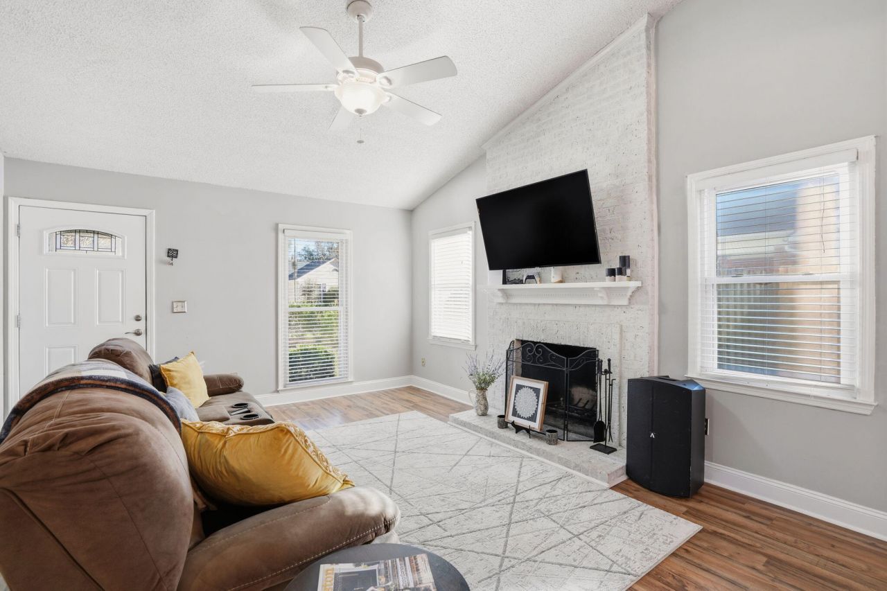 116 Orchard Court Photo 5