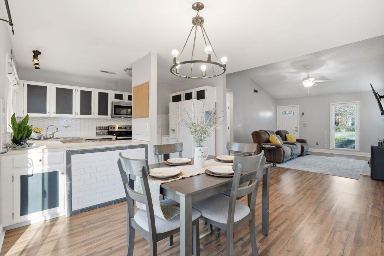 116 Orchard Court Photo 7