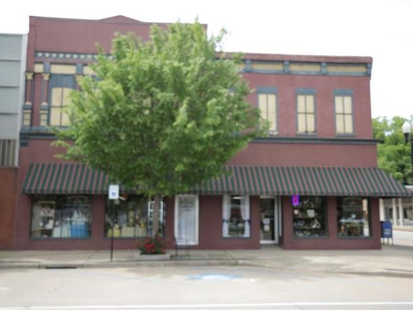 400 S Main Street, De Soto, MO 63020