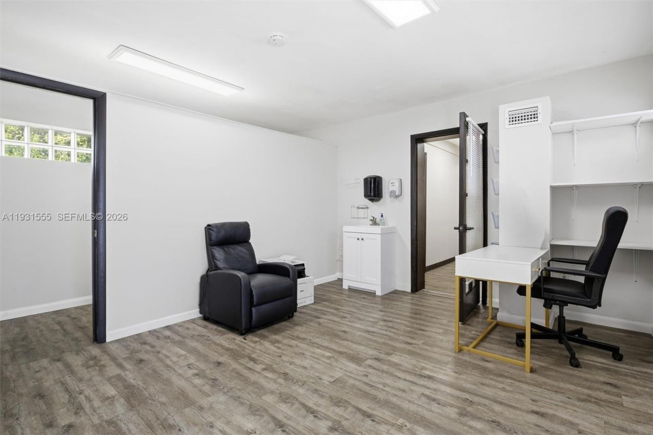 Please Call For Address, North Miami, FL 33161 Photo