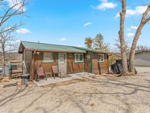 119 Kings Cove Lane, Reeds Spring, MO 65737