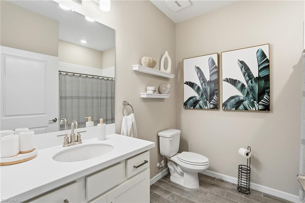 11851 Venetian Lagoon Dr, Unit 202, Fort Myers, FL 33913 Photo