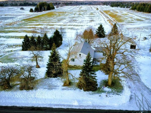 4165 E Walker, Harrisville, MI 48740