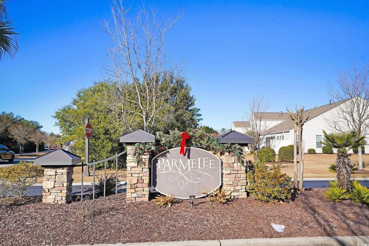 171 Parmelee Dr. Photo 33