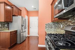 171 Parmelee Dr. photo 4