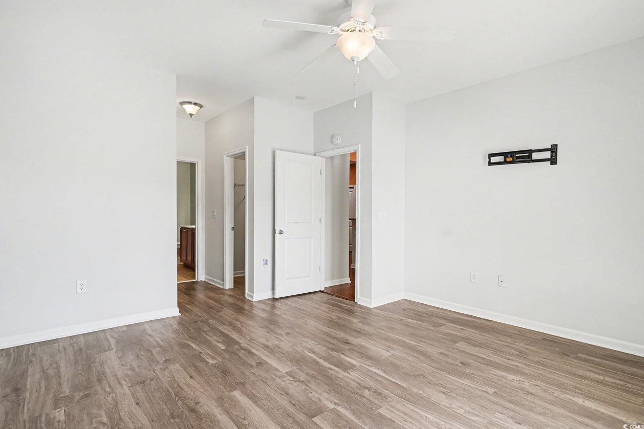 171 Parmelee Dr. Photo 9