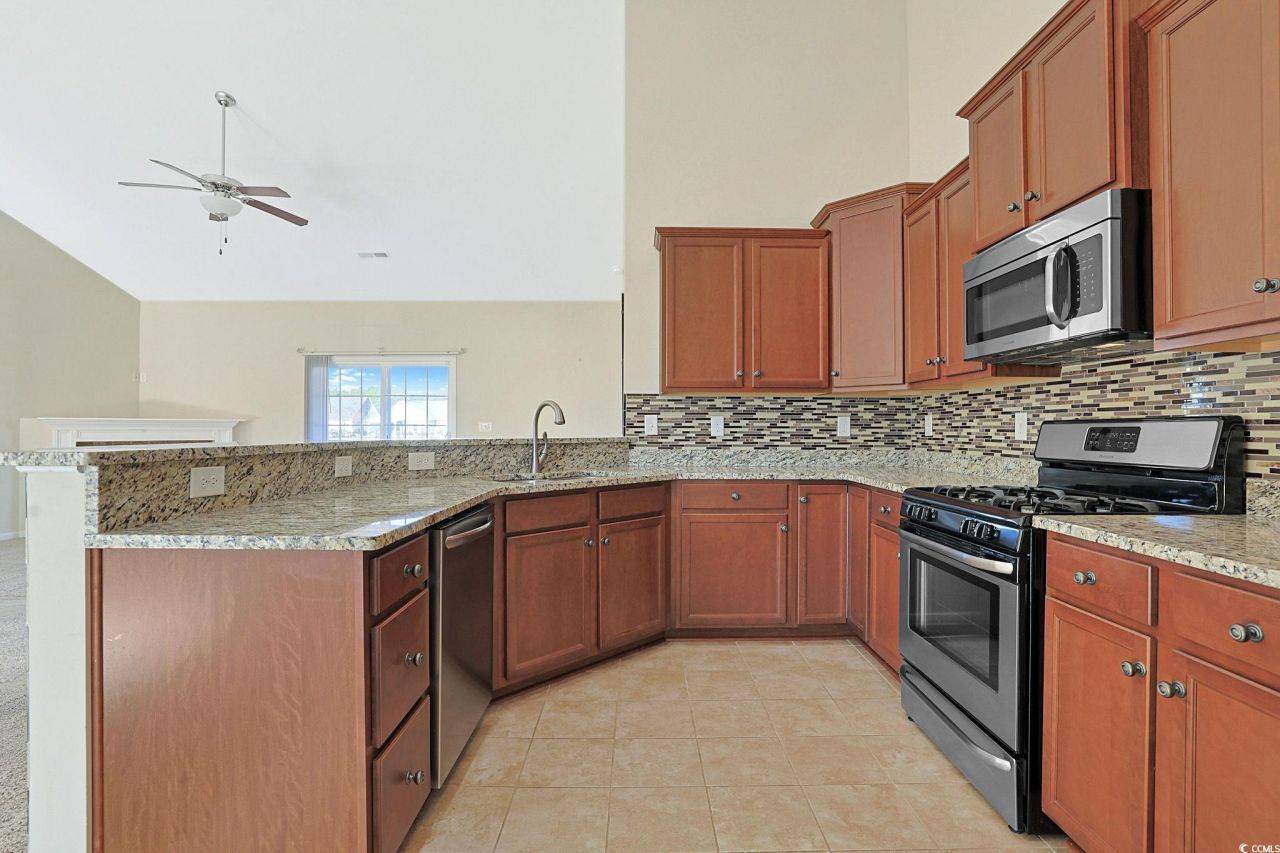 1445 Tiger Grand Dr. Photo 9